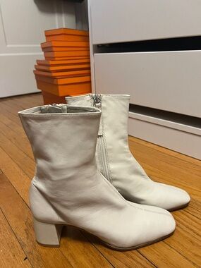 Zara Cream Leather Block Heel Ankle Boots